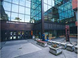 Dr Guangwei Ouyang International Education Entrance Scholarships 2023 at Douglas College in Canada